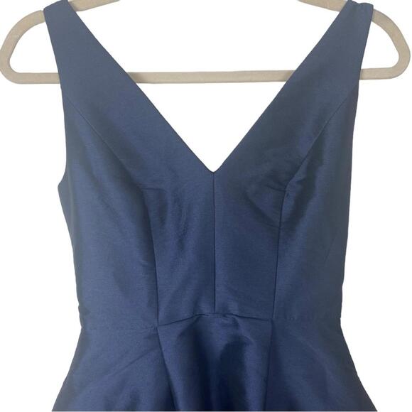 Monique Ihuiller high low gown dress navy blue elegant V neck lace detail US2 - Picture 6 of 15